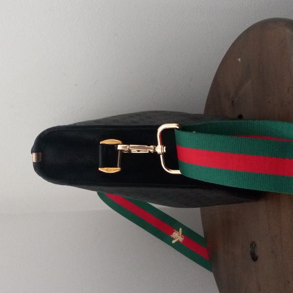 Authentic Vintage Gucci Interlocking GG Monogram Micro Guccissima Web Hobo Bag - Picture 4 of 10